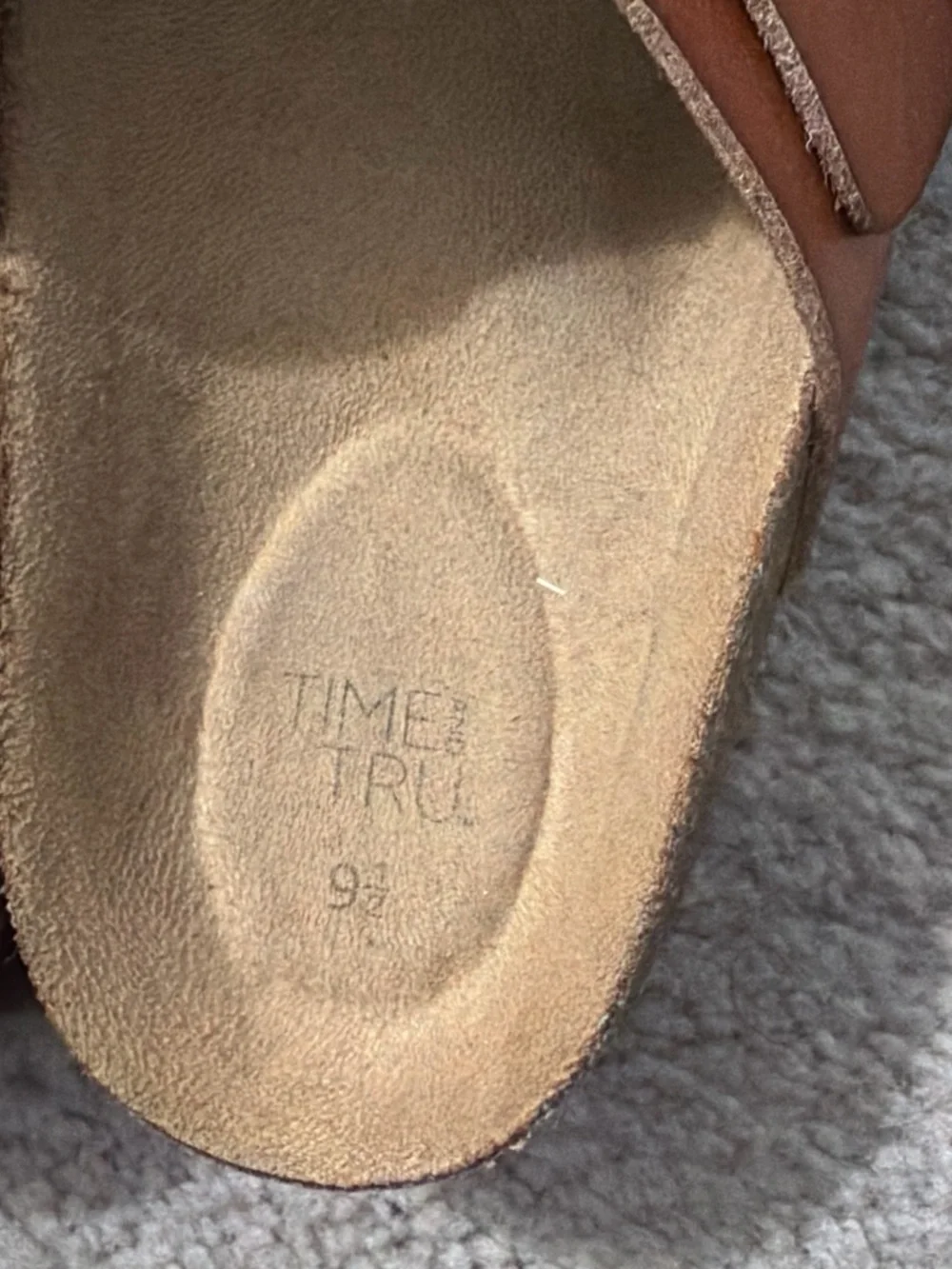 Time and Tru Women’s Tan Slip-On Strappy Sandals